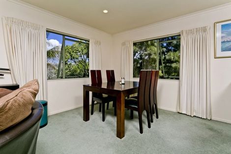 Photo of property in 1/65 Girrahween Drive, Totara Vale, Auckland, 0629