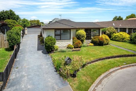 Photo of property in 17 Wakelin Place, Redwood, Christchurch, 8051