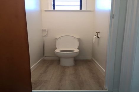 Photo of property in 2/45 Stanley Street, Berhampore, Wellington, 6023