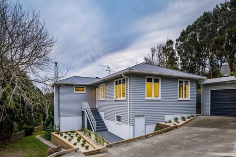 Photo of property in 69 Kahu Road, Paremata, Porirua, 5024