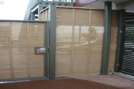 Photo of property in 1/39 Killarney Avenue, Torbay, Auckland, 0630