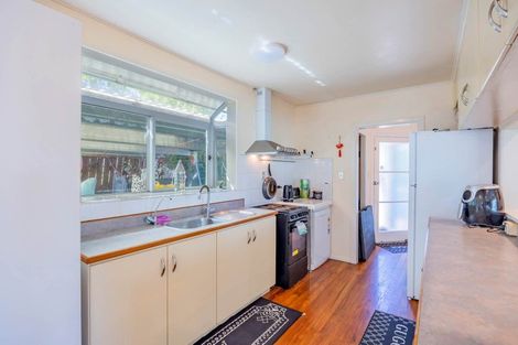Photo of property in 438 Don Buck Road, Massey, Auckland, 0614