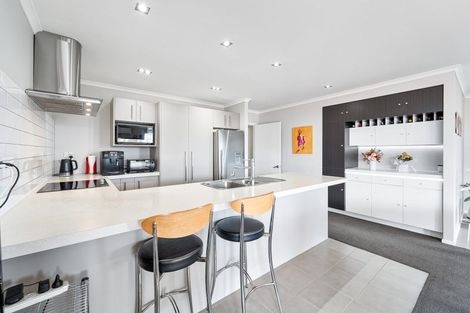 Photo of property in 19 Barwick Place, Stanmore Bay, Whangaparaoa, 0932