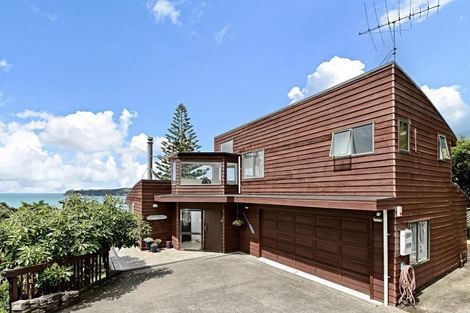 Photo of property in 15b Melandra Road, Stanmore Bay, Whangaparaoa, 0932