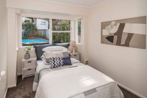 Photo of property in 14 Sovereign Place, Glenfield, Auckland, 0629