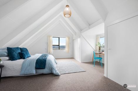 Photo of property in 47 Pokohiwi Road, Normandale, Lower Hutt, 5010