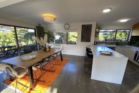 Photo of property in 1 Kopanga Road, Havelock North, 4130