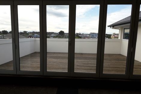 Photo of property in 1 Shackleton Street, New Brighton, Christchurch, 8061
