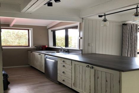 Photo of property in 1/17 Weldene Avenue, Glenfield, Auckland, 0629