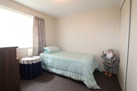 Photo of property in 17 Kiwi Street, Pahiatua, 4910