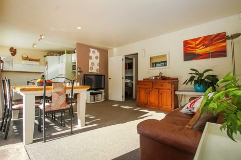 Photo of property in 10d Elliston Crescent, Stanmore Bay, Whangaparaoa, 0932