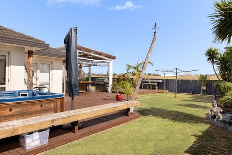 Photo of property in 62 Calypso Drive, Papamoa Beach, Papamoa, 3118