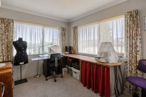 Photo of property in 2 Abbey Way, Judea, Tauranga, 3110