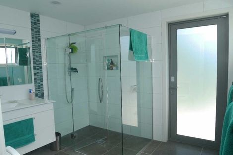 Photo of property in 22 Rauparaha Street, Waikanae Beach, Waikanae, 5036