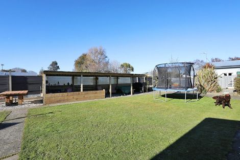 Photo of property in 33 Mary Street, Winton, 9720