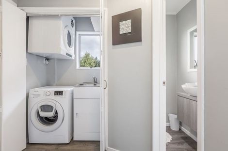 Photo of property in 2/9 Stitchbird Close, Murrays Bay, Auckland, 0630