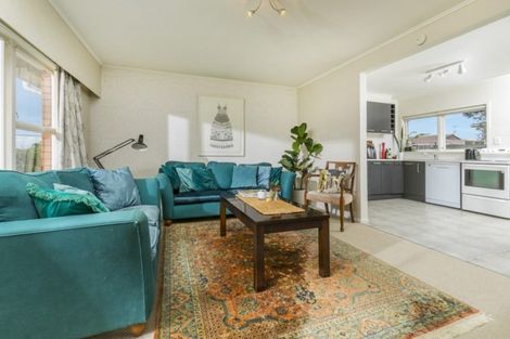 Photo of property in 3/38 Old Lake Road, Narrow Neck, Auckland, 0624