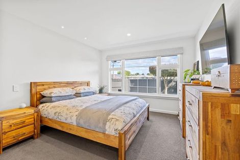 Photo of property in 30 Wimborne Crescent, Aranui, Christchurch, 8061