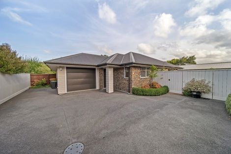 Photo of property in 4/249 Wairakei Road, Bryndwr, Christchurch, 8053