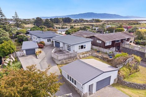 Photo of property in 6 Ruru Road, Otaihanga, Paraparaumu, 5036