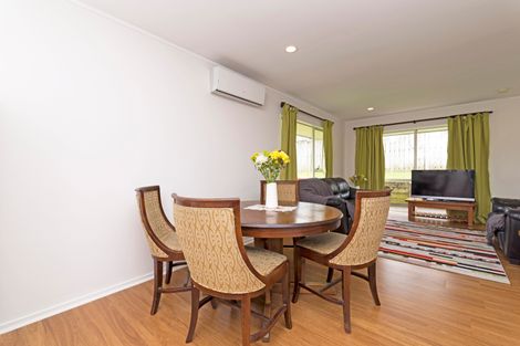 Photo of property in 15 Cretian Crescent, Henderson, Auckland, 0612