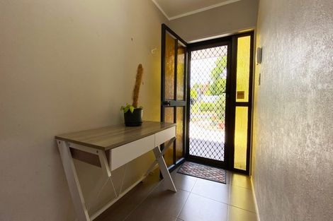 Photo of property in 33 Dianne Louise Drive, Half Moon Bay, Auckland, 2012