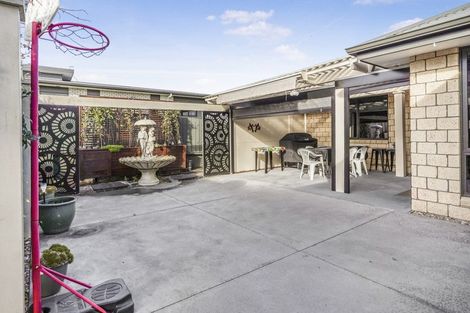 Photo of property in 12 Evergreen Rise, Grandview Heights, Hamilton, 3200