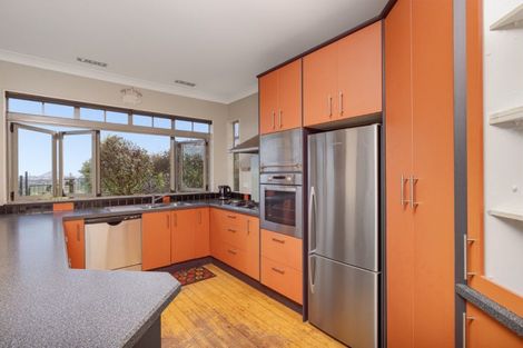 Photo of property in 6 Penny Place, Welcome Bay, Tauranga, 3175