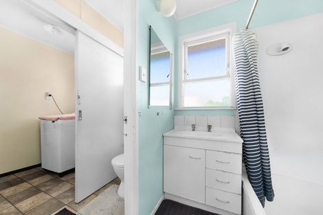 Photo of property in 9 Gainsborough Street, Manurewa, Auckland, 2102