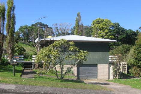Photo of property in 19 Centennial Drive, Whitianga, 3510