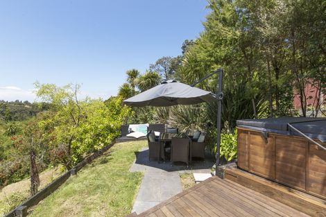 Photo of property in 692 South Titirangi Road, Titirangi, Auckland, 0604