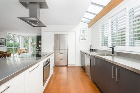 Photo of property in 90 Wiggins Street, Sumner, Christchurch, 8081