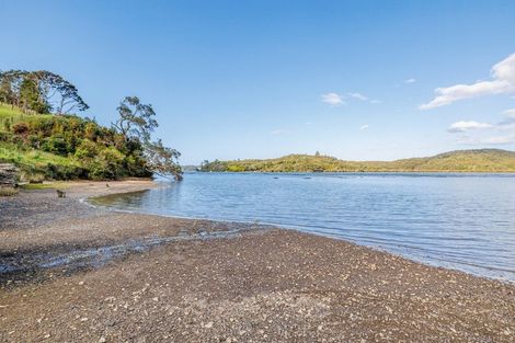 Photo of property in 114a Ranui Road, Karetu, 0283