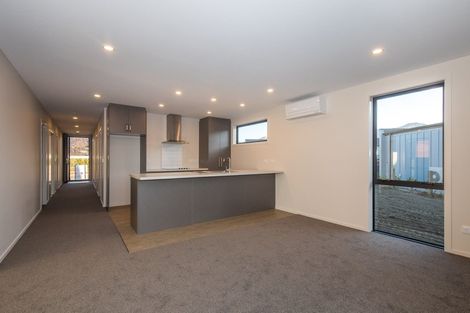 Photo of property in 5 Mount Creighton Crescent, Wanaka, 9305