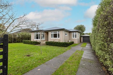 Photo of property in 16 Ihle Street, Terrace End, Palmerston North, 4410