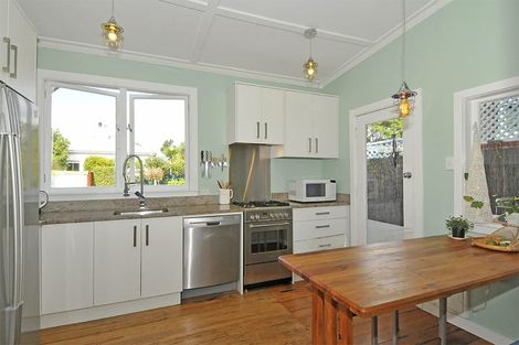 Photo of property in 12 Sale Street, Napier South, Napier, 4110
