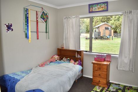 Photo of property in 126 Gear Road, Te Horo, Otaki, 5582