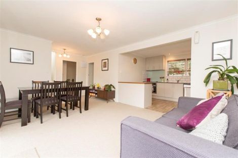 Photo of property in 4/58 Amaru Road, One Tree Hill, Auckland, 1061