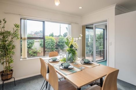 Photo of property in 1 Inverell Place, Waikanae, 5036