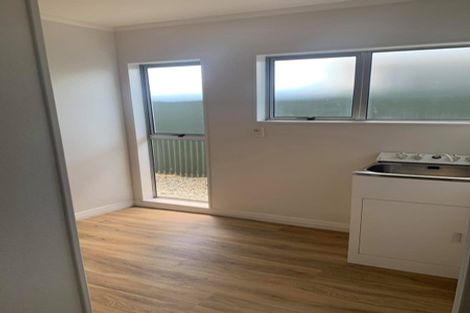 Photo of property in 19 Palmers Road, New Brighton, Christchurch, 8083