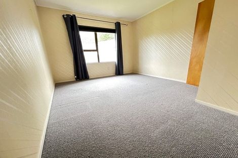 Photo of property in 15 Oakmont Place, Wattle Downs, Auckland, 2103