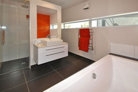 Photo of property in 10 Challenger Lane, Redcliffs, Christchurch, 8081
