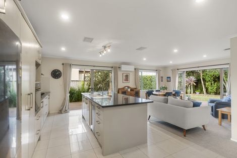 Photo of property in 46 Aberley Road, Schnapper Rock, Auckland, 0632