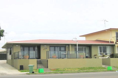 Photo of property in 204e Marine Parade, Mount Maunganui, 3116