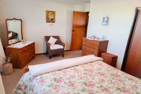 Photo of property in 27 Royal Crescent, Saint Kilda, Dunedin, 9012