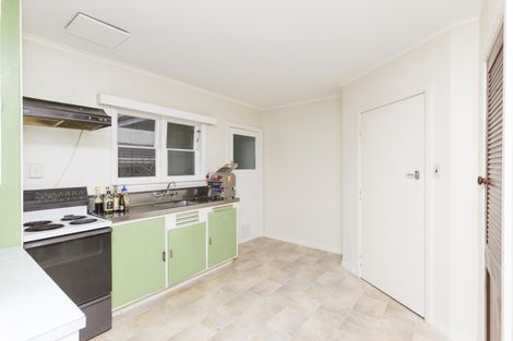 Photo of property in 8 Saint Albans Avenue, Hokowhitu, Palmerston North, 4410