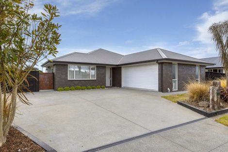 Photo of property in 8 Huka Heights Drive, Rangatira Park, Taupo, 3330