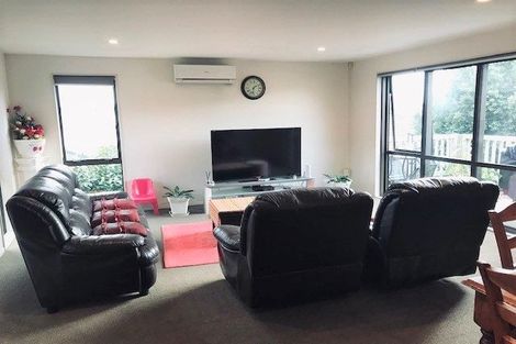 Photo of property in 4 Rooseville Mews, Pukekohe, 2120