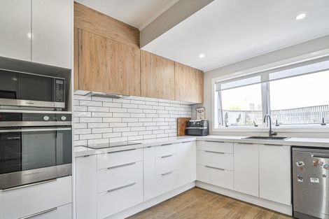 Photo of property in 4/204 Lyndon Road West, Hastings, 4122