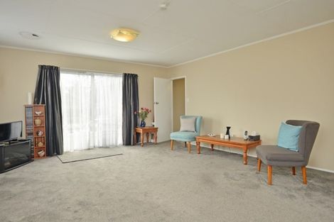 Photo of property in 10 Tait Place, Carterton, 5713